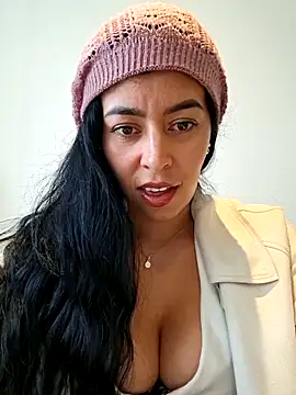 Luianna Live XXX-Chat
