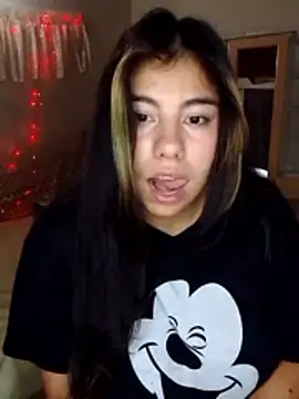 SakuraDoll7u7's Webcam Show