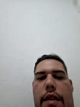 Show modela feehzungi0000 na web-kameri