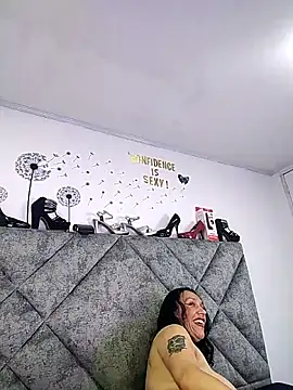Chat XXX en directo de Shantey_Laurent