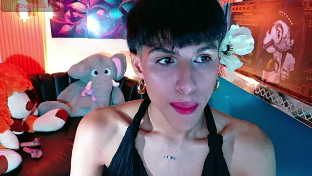 Show modela Evans_Robinson na web-kameri