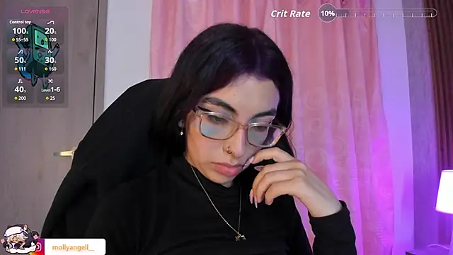 Molly_A live XXX chat