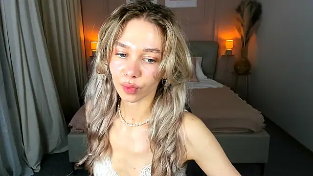 LuluAlis Live XXX-chat