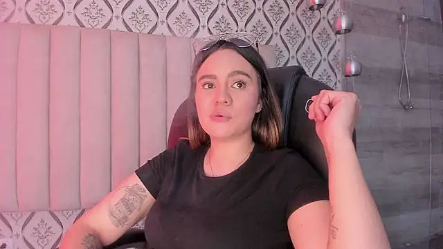 Chat XXX Live Sky_Junne