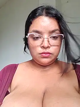 Chat +18 de Albanis1 ao vivo
