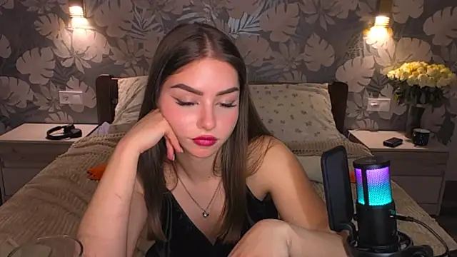 BitterPeach élő XXX-chatje