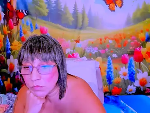 Chat +18 de indianroxy ao vivo