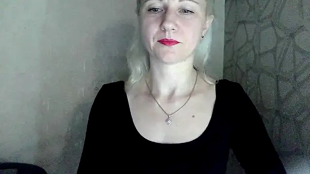 Pokazy przed kamerką – Katerina-Kissa