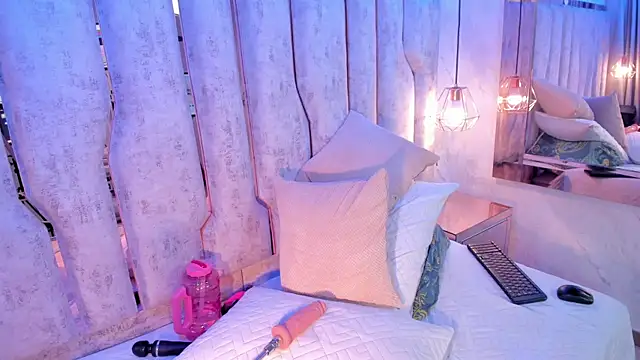 Chat +18 de barbara_cambels ao vivo