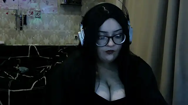 Chat +18 de Moon_Fairy2 ao vivo