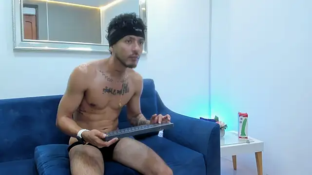 XXX chat uživo modela denis_winslow