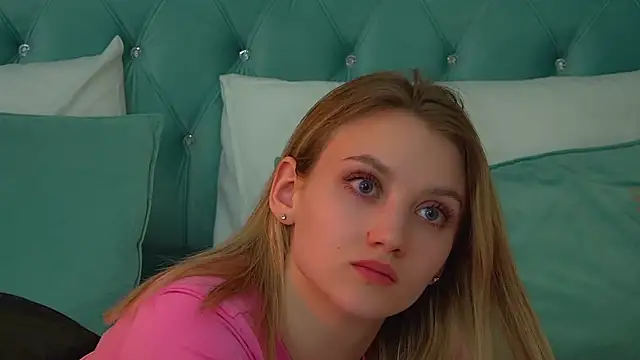 StacyEvances' Live XXX Chat