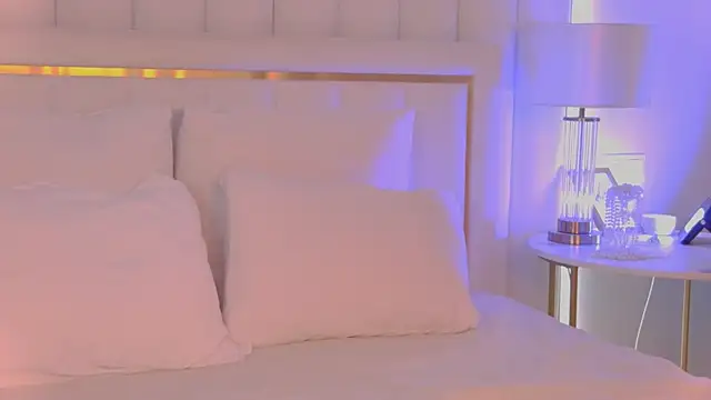 LisaDeviss Chat XXX in diretta