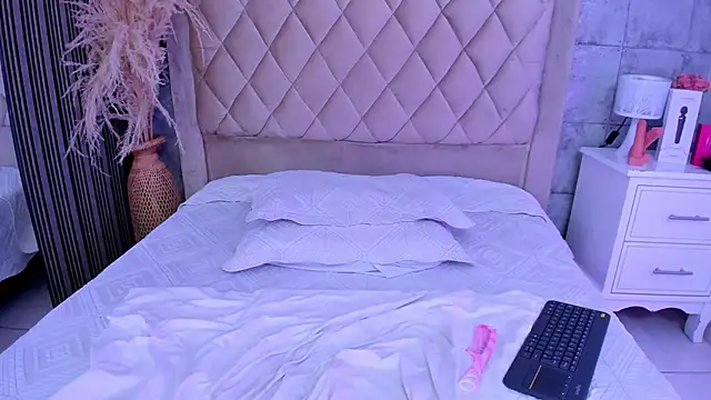 CleoFoxx_'s Webcam Show