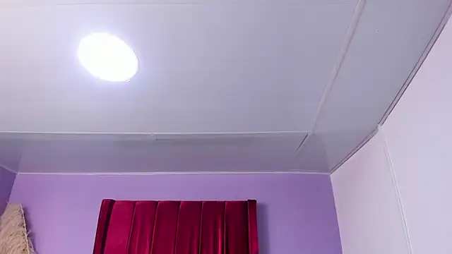 Shanelle__ élő XXX-chatje