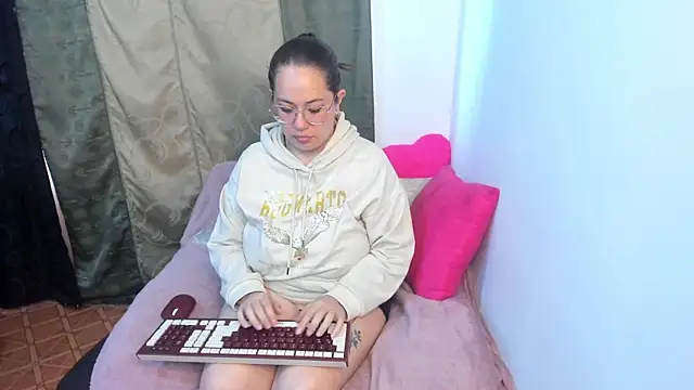 XXX chat uživo modela Ashley_Monroe