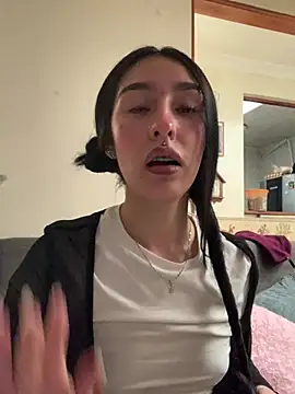 NickieCute- Webcamshow