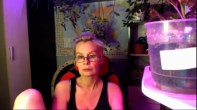 HelgaHimmell's Live XXX Chat