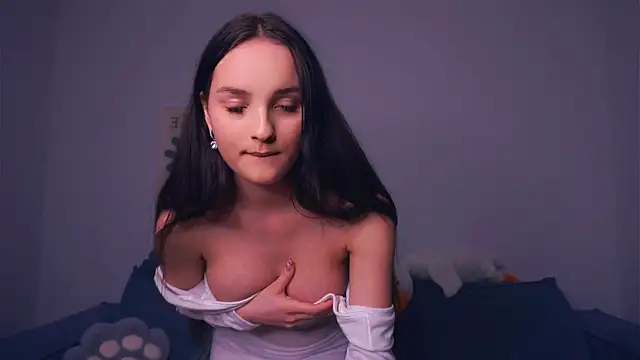 TonjaMano: онлайн-секс-чат