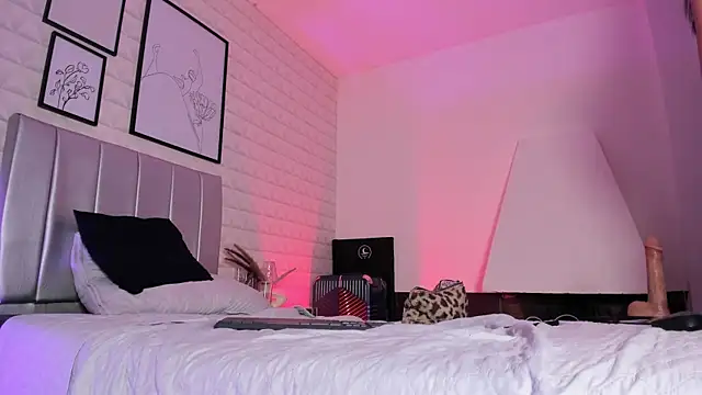 Elizabetth_Benz Adlı Modelin Canlı XXX Sohbeti