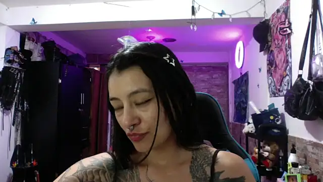 AngelaQueen_ 即時 XXX 聊天
