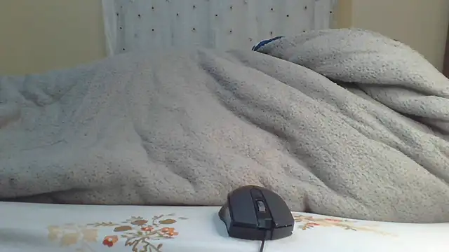 ndivhuwomuleya Show in webcam