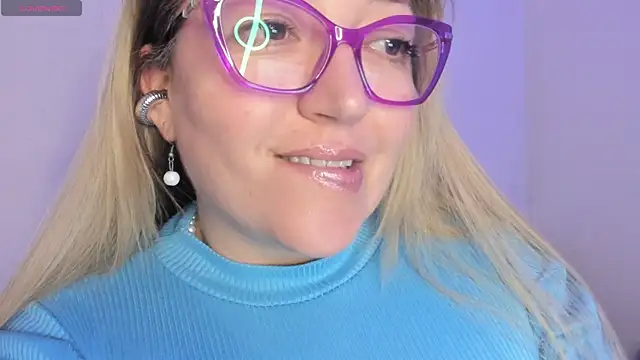 Naty_Mature_ 网络视讯表演