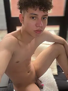 yoursexyjose Webcam show