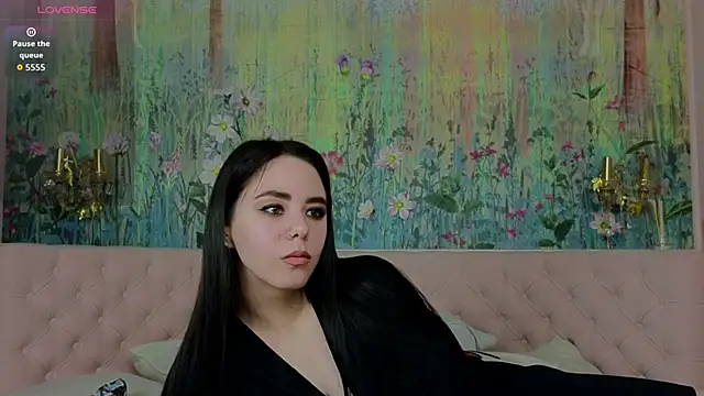 IvoryWood_ Adlı Modelin Canlı XXX Sohbeti