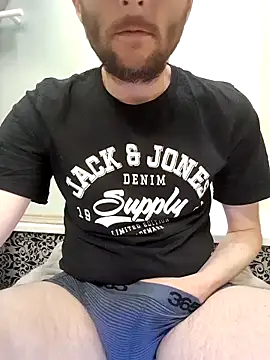 80julien Webcamshow