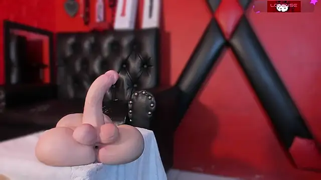 Monttserratt Adlı Modelin Web Kamerası Şovu