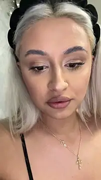 Kylie_One Webcam show