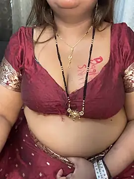 Geet-Punjaban Adlı Modelin Canlı XXX Sohbeti