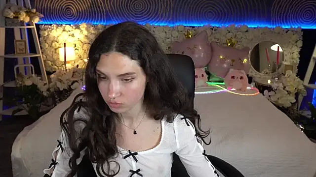BabyFlowerr Chat XXX in diretta