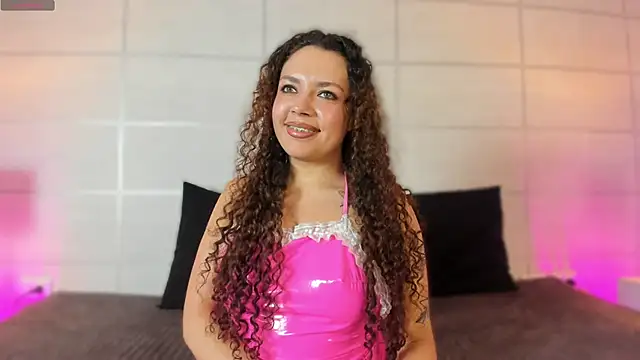 Chat +18 de Ruby_diamonds ao vivo