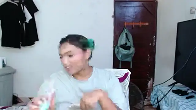 katteyes_20's Live XXX Chat