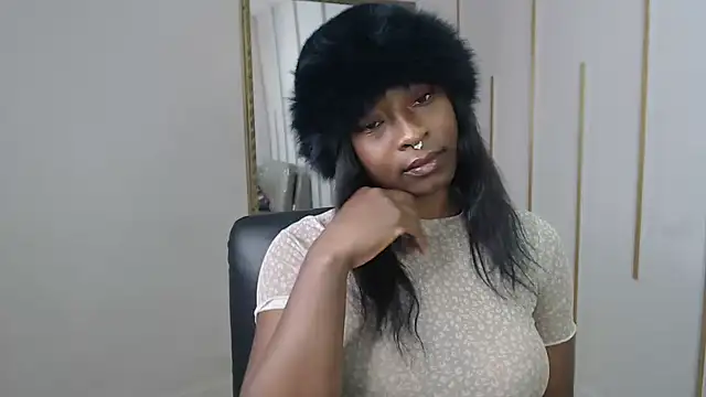 Chat +18 de Nayariskaya ao vivo