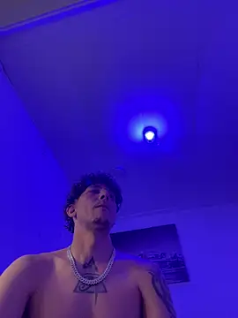 TitanNoirのライブXXXチャット