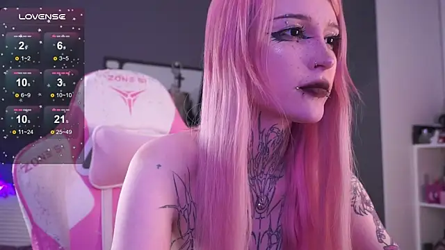 fraulein_mooon's Live XXX Chat