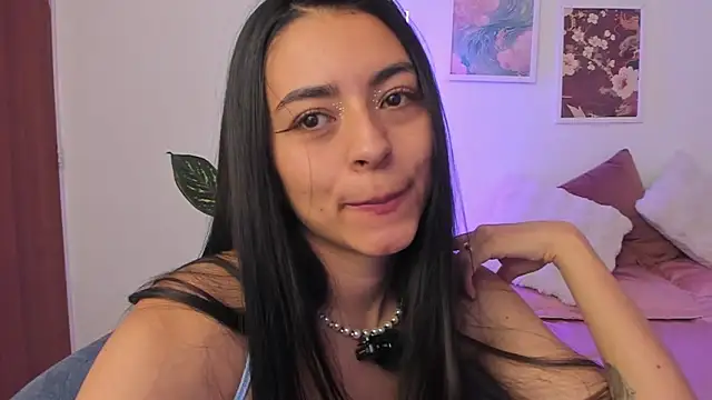 Chatroom XXX en direct de canelleGarces