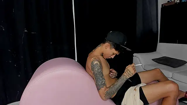 Chat +18 de self_love46 ao vivo