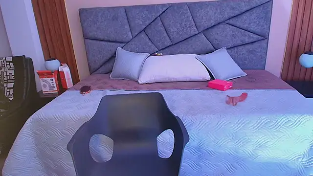 Laracooper_ 现场XXX聊天