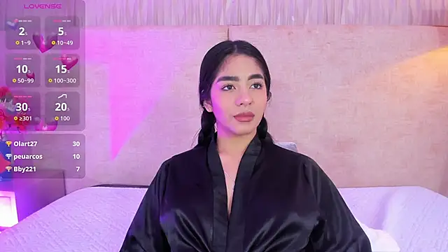 _kyraa_'s Webcam Show