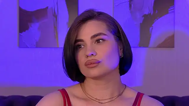AdrianaToress' Live XXX Chat