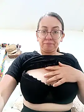 miss_hanna07 Adlı Modelin Canlı XXX Sohbeti