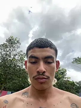 sorry-mom69's Webcam Show