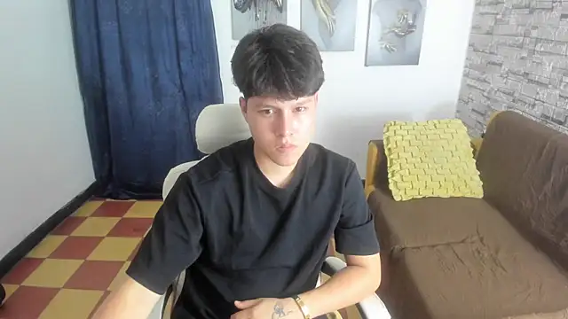 عرض كام daniel_leon