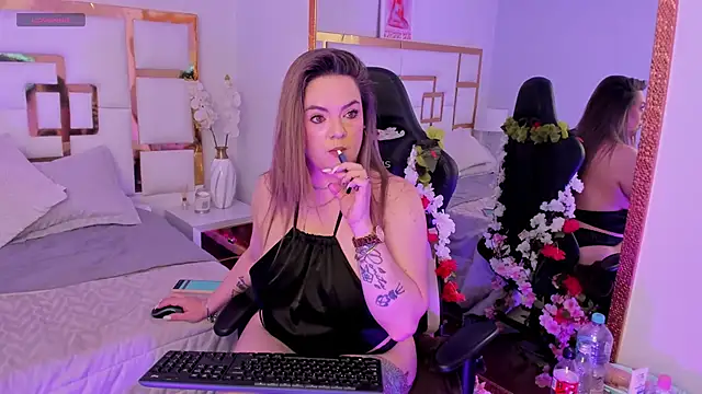 AvaMiia Live XXX-Chat