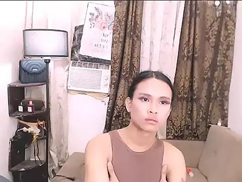 WILDEXOTICBEAUTY Adlı Modelin Canlı XXX Sohbeti