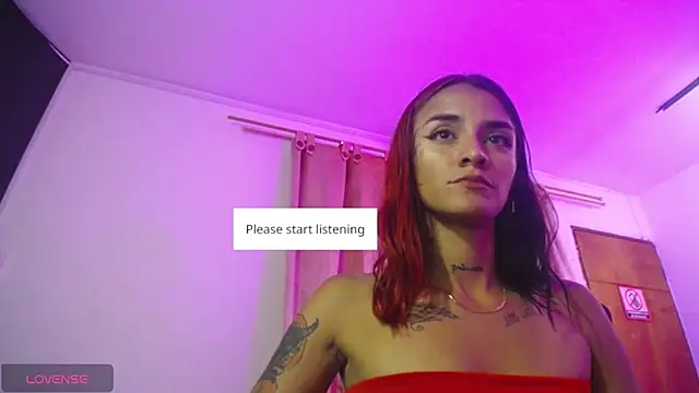 Ravyn_Rouge's Live XXX Chat